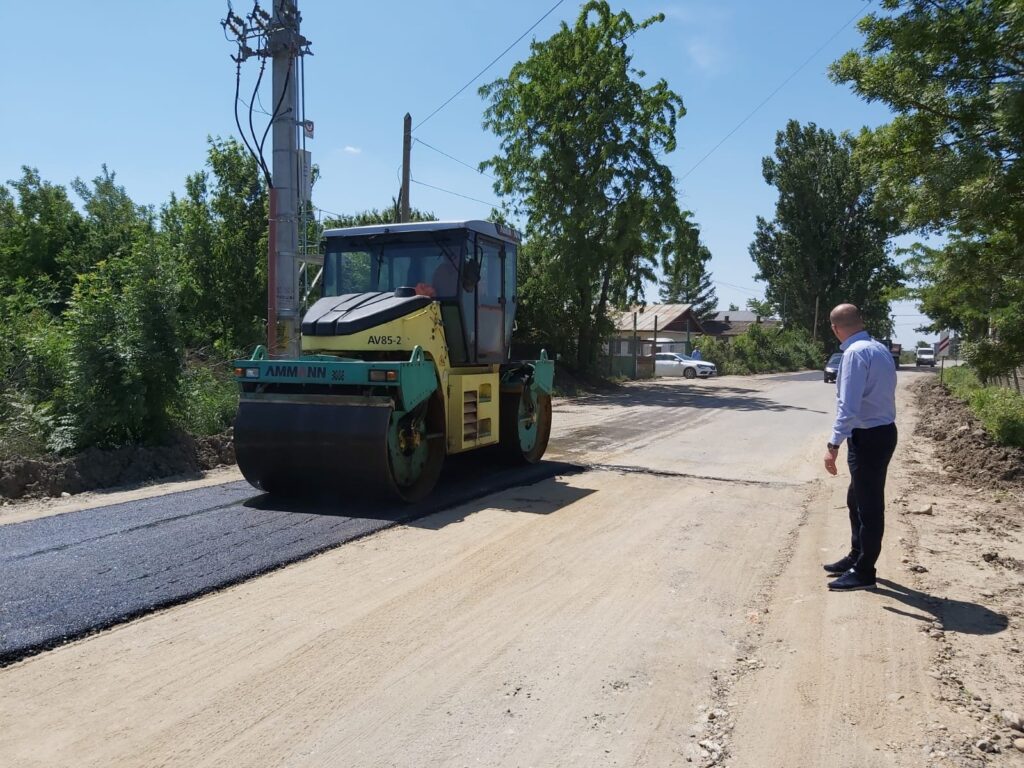 Siguranța pe drumurile județene, în atenția salariaților de la S.C. Lucrări Drumuri și Poduri Dâmbovița