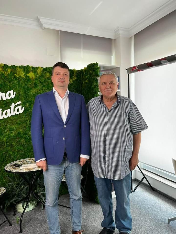 Deputatul PSD Ionuț Vulpescu la Avangarda într-o întâlnire cu jurnalistul și scriitorul Ștefan Mitroi
