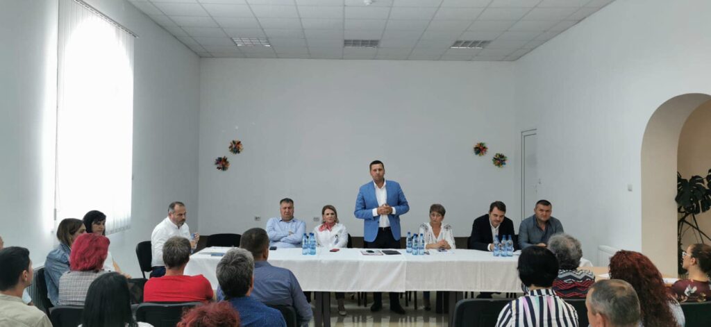 Tur de forță al liderilor PSD Dâmbovița la conferințele de alegeri din comunele de pe Valea Dâmboviței.