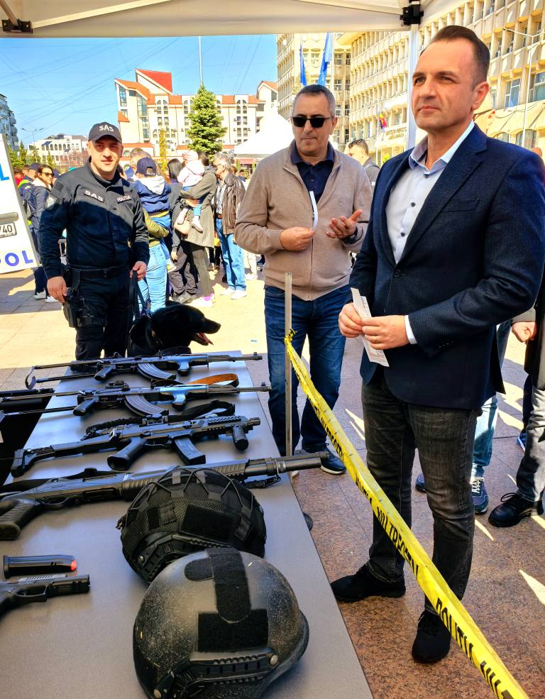 Primarul Târgoviștei alături de polițiști de ziua lor