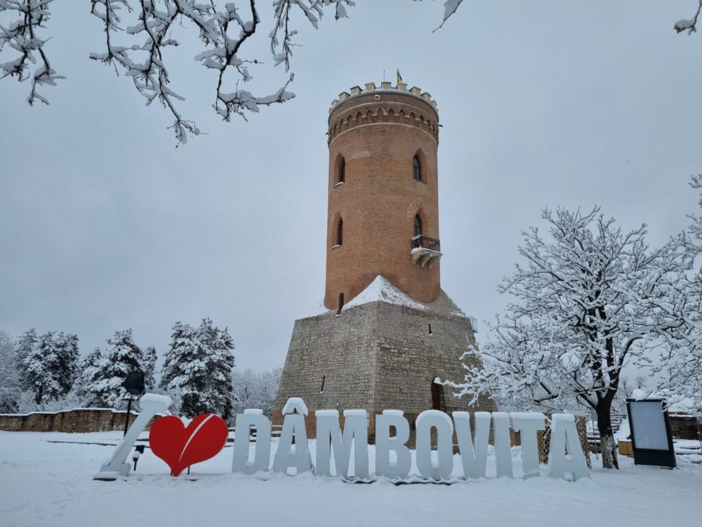 Programul muzeelor din cadrul Complexului Naţional Muzeal CURTEA DOMNEASCĂ Târgoviște în perioada 25 decembrie 2025 – 4 ianuarie 2026