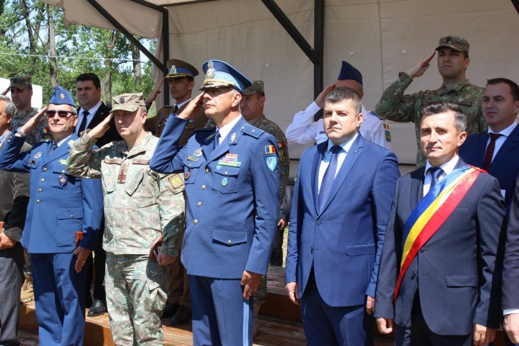 Laurențiu Costache, primarul orașului Titu, prezent la aniversarea a 65 de ani de la înființarea Batalionului 111 Rachete Sol-Aer „Voievodul Mihai” din Boteni